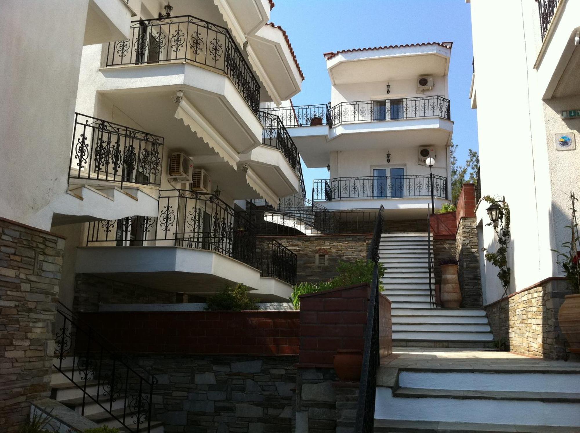 Lazaridis Luxury Studios&Apartments Nea Roda Exterior foto
