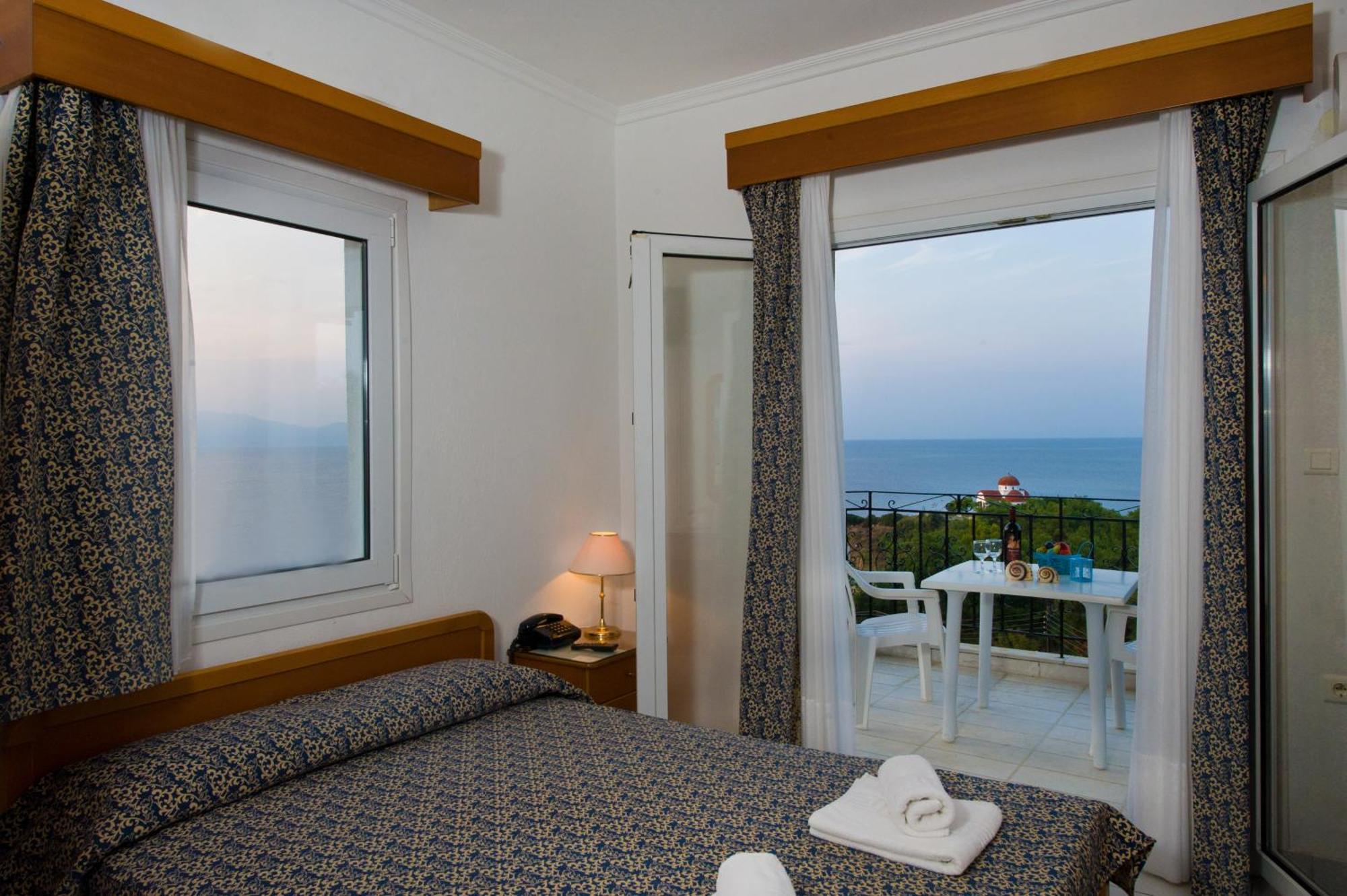 Lazaridis Luxury Studios&Apartments Nea Roda Exterior foto